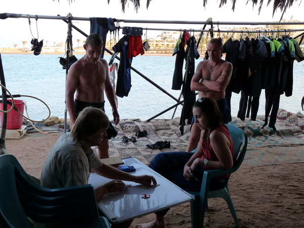 ����������� - ������� "������� �����������.������������.�-�����������." , �������� CHuper 